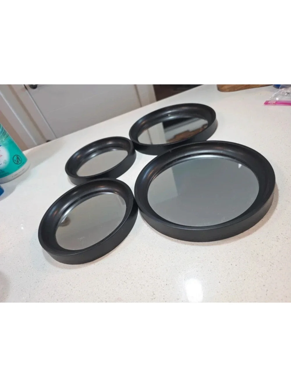 Set of 4 Black Round Wall Mirrors with Hanging Hooks